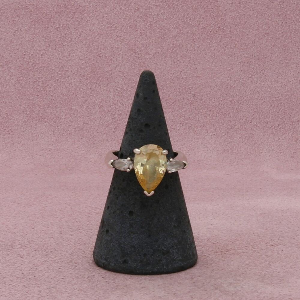 ⚡clearance⚡ avon sterling silver pear-cut yellow cz engagement ring size 6